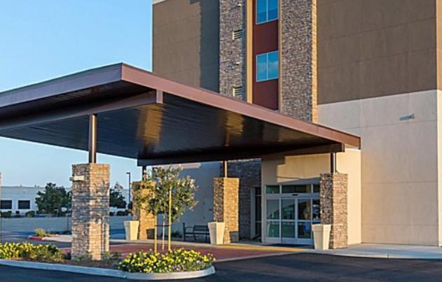 Holiday Inn Express Visalia-Sequoia Gateway Area By Ihg Exterior foto